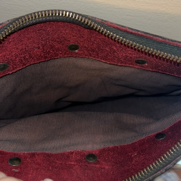 Vintage Etienne Aigner Woven Bag with Burgundy Leather Accents - Picture 7 of 8